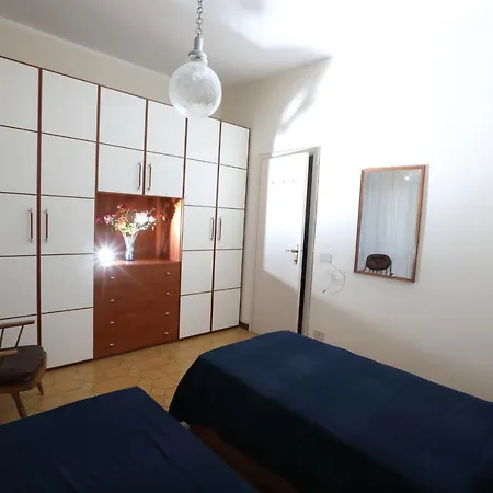 Apartment L'ibisco Di Fiorella Viareggio
